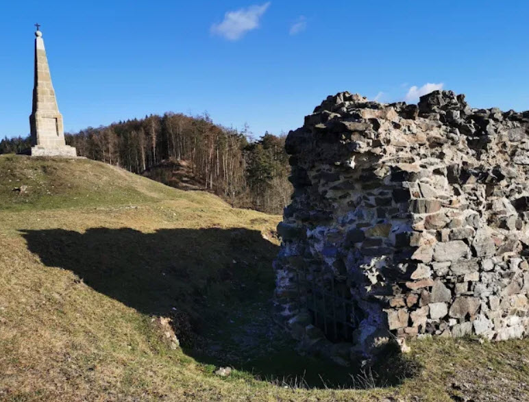 Zřícenina Hradu Hoštejn, Czech Republic (Czechia)